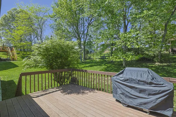 $359,900 | 20615 Alpine Drive, Lawrenceburg, IN 47025