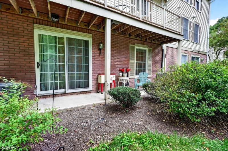 92 Jamestown Road Bernards, NJ 07920 - Photo 20 of 30 Gallery Image 20