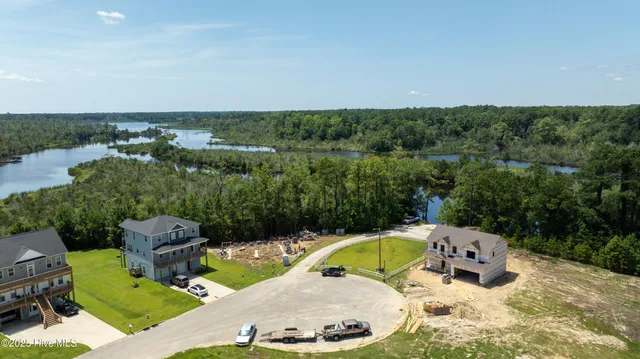 $327,500 | 304 Broadleaf Drive, Jacksonville, NC 28546