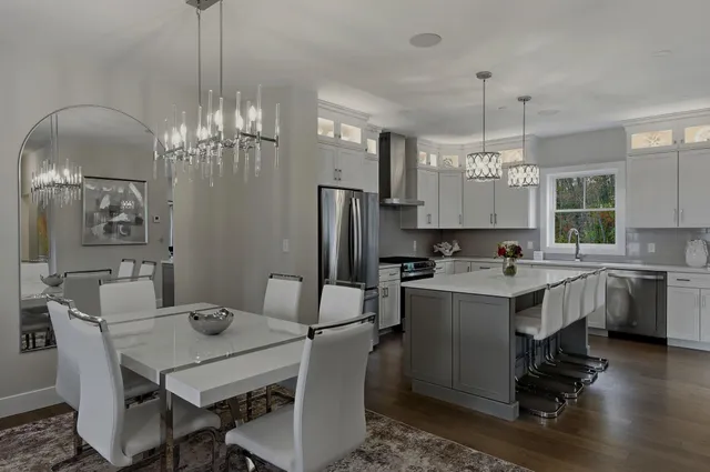 $699,900 | 8 Elise Avenue, Unit LOT 4, Londonderry, NH 03053