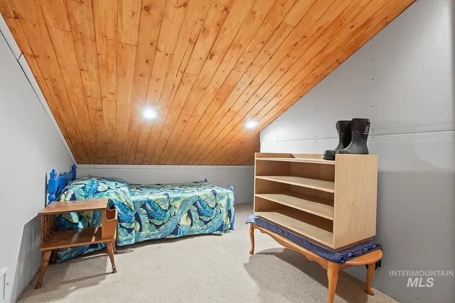 $579,000 | 43406 Black Pine Drive, Winchester, ID 83555