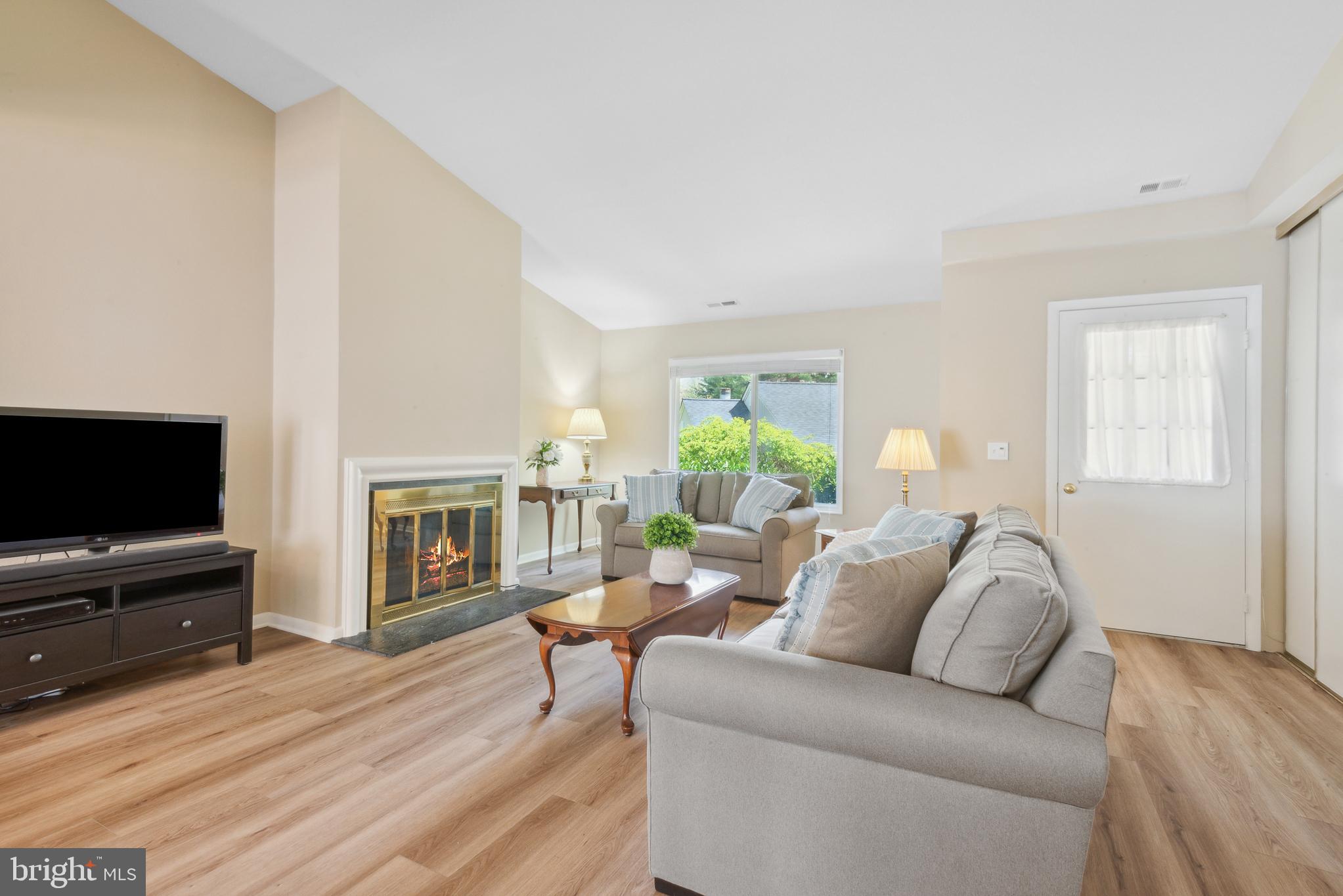 3602 Edelmar Terrace, Unit 129B Silver Spring, MD 20906 - Photo 28 of 44 Cathedral Ceiling