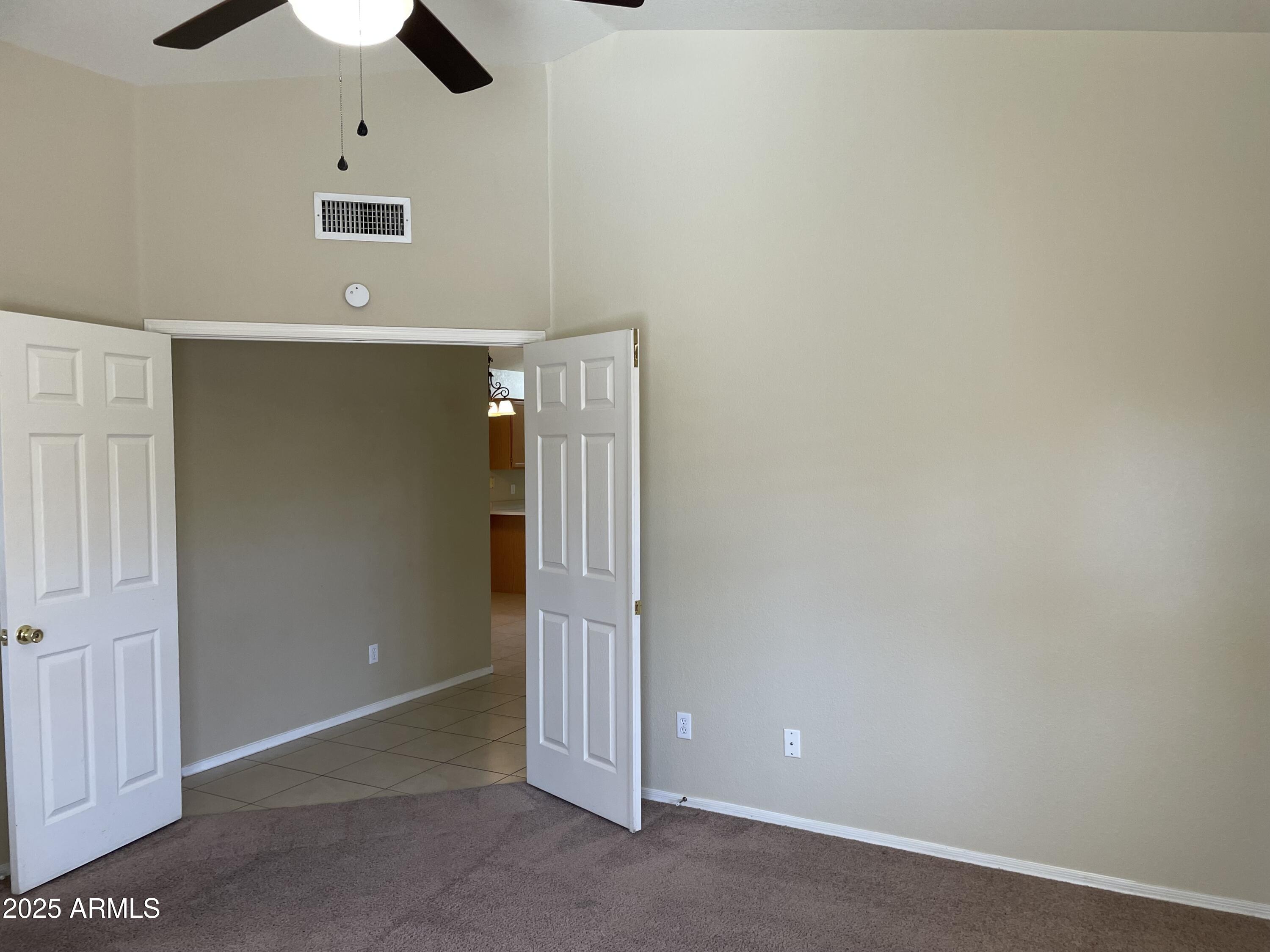 8949 West Kathleen Road Peoria, AZ 85382 - Photo 9 of 28