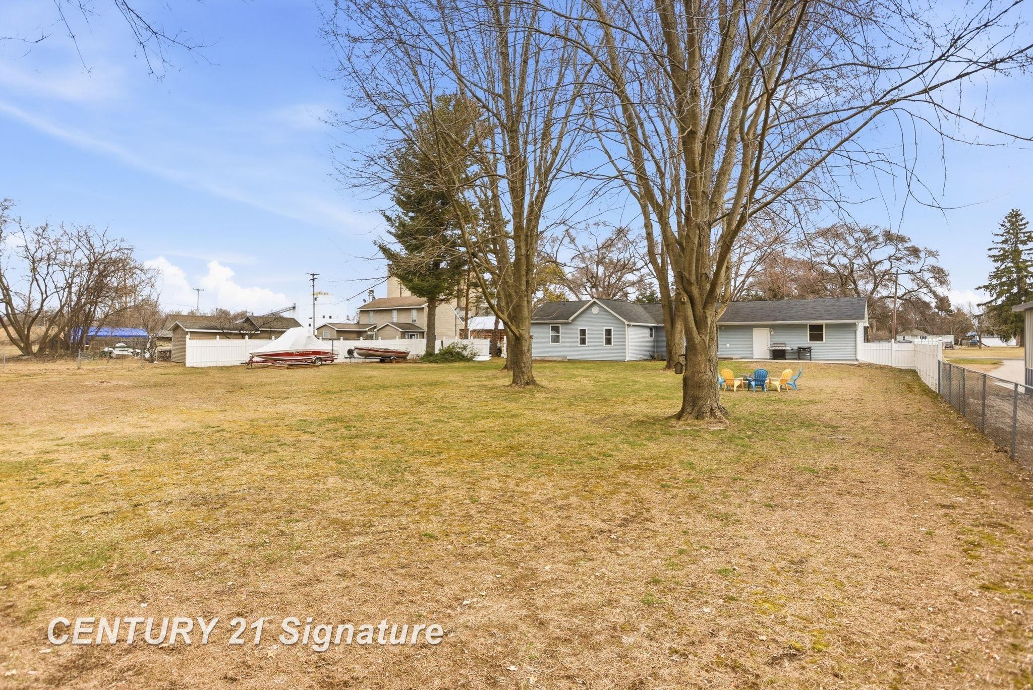 526 South Maple Street Hemlock, MI 48626 - Photo 34 of 45