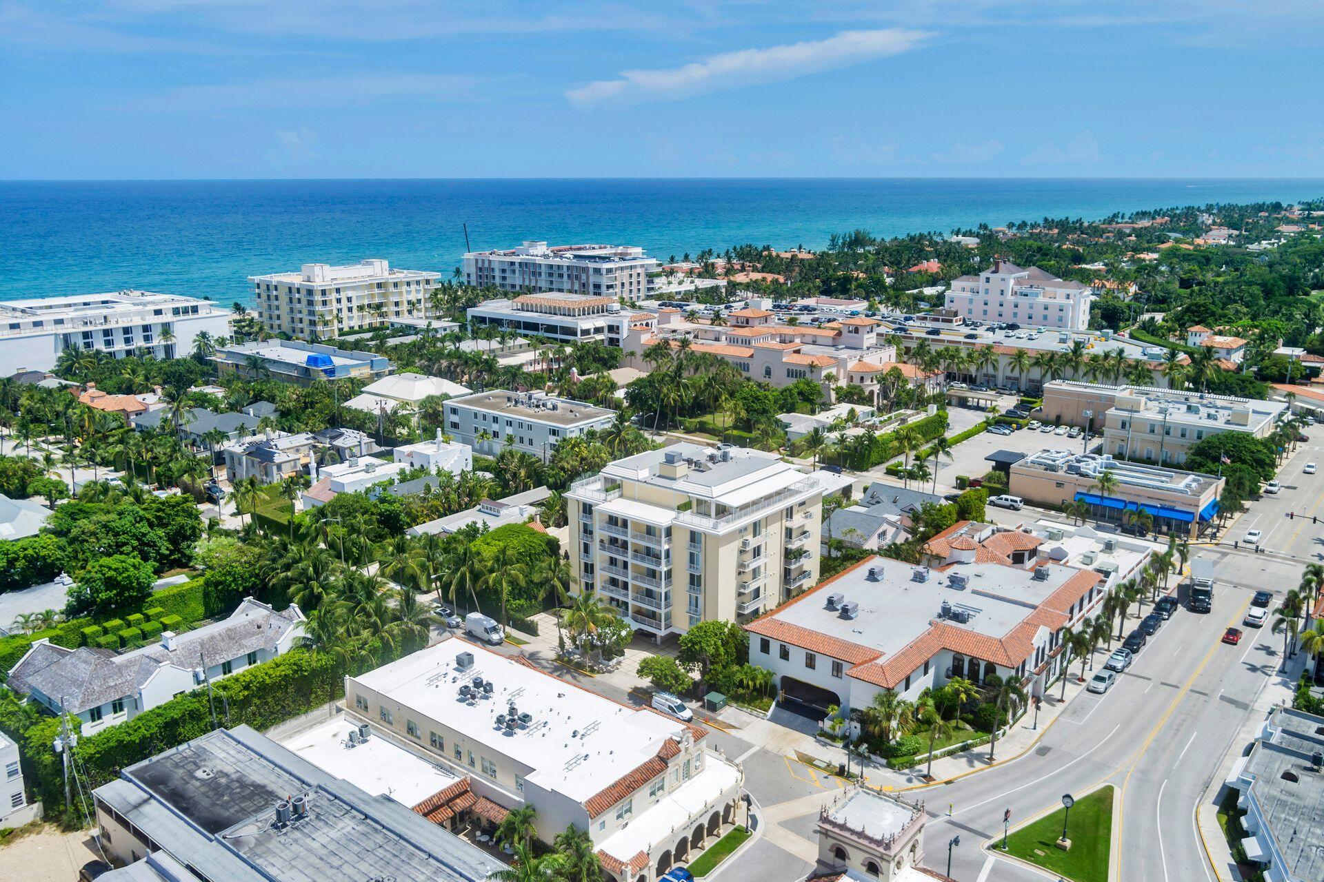 170 Chilean Avenue, Unit 2D Palm Beach, FL 33480 - Photo 28 of 29 a view of a city