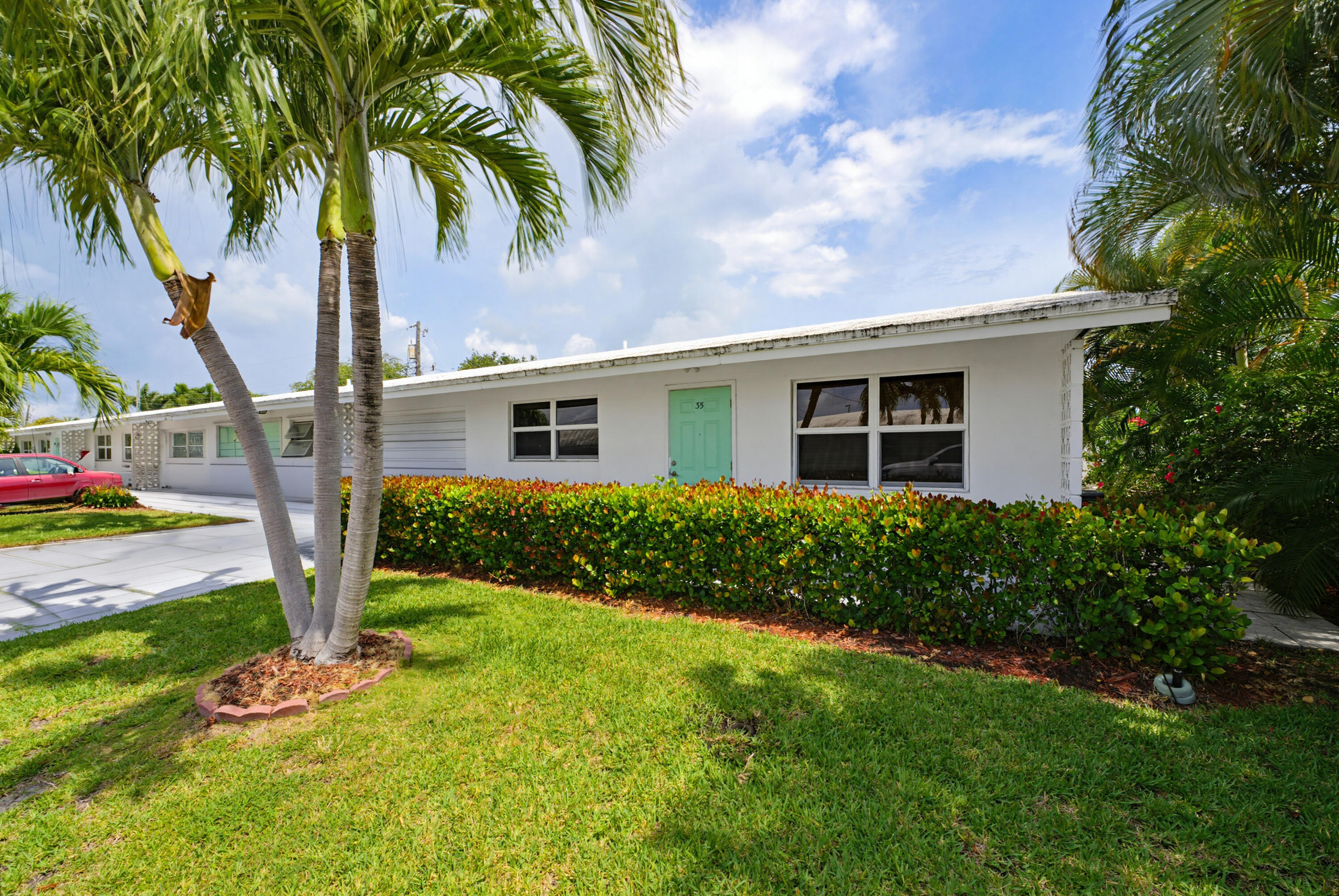 728 Ridge Road, Unit 35 Lantana, FL 33462 - Photo 1 of 15 Woolf Realty_728 Ridge Rd (14)