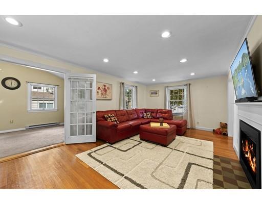41 Canterbury Road Lynnfield, MA 01940 - Photo 17 of 38 Gallery Image 17