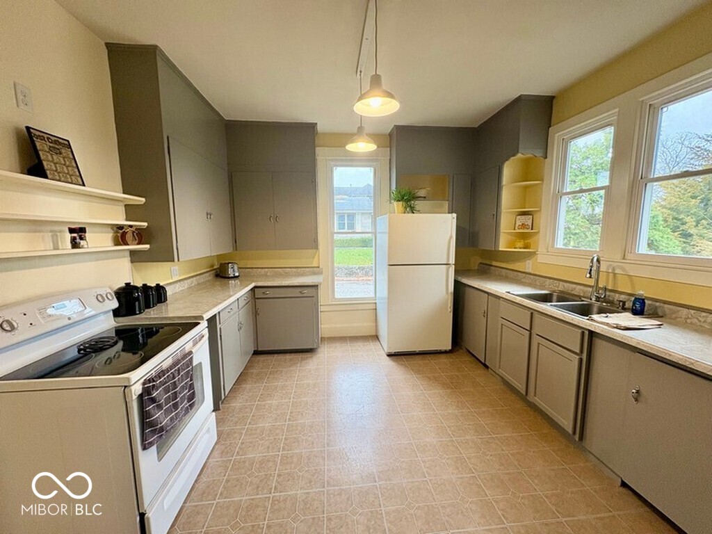 218 South 21st Street New Castle, IN 47362 - Photo 11 of 33