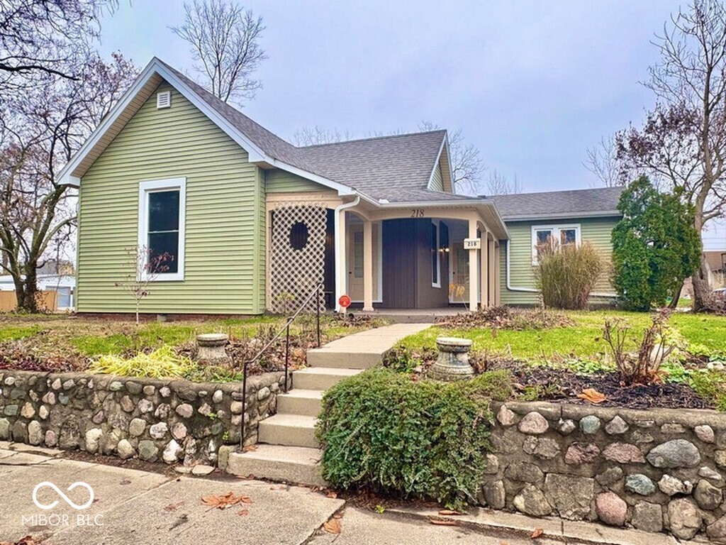 218 South 21st Street New Castle, IN 47362 - Photo 3 of 33