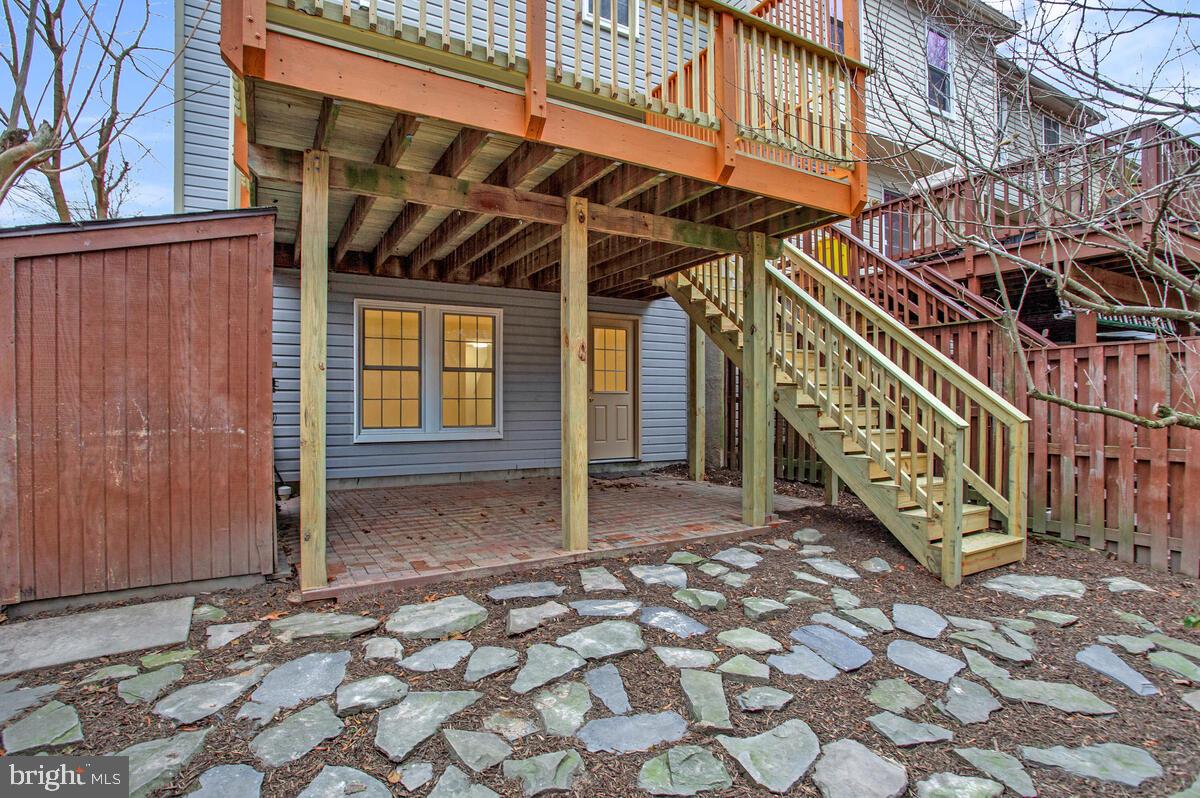 2144 Commissary Circle Odenton, MD 21113 - Photo 31 of 35 a view of an entryway with a house