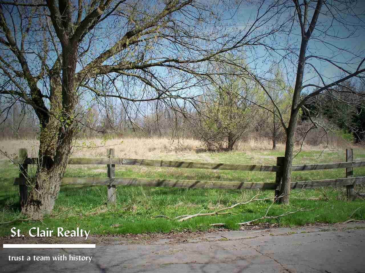 5588 Rattle Run Road St. Clair, MI 48079 - Photo 26 of 31 31288992-25.JPG