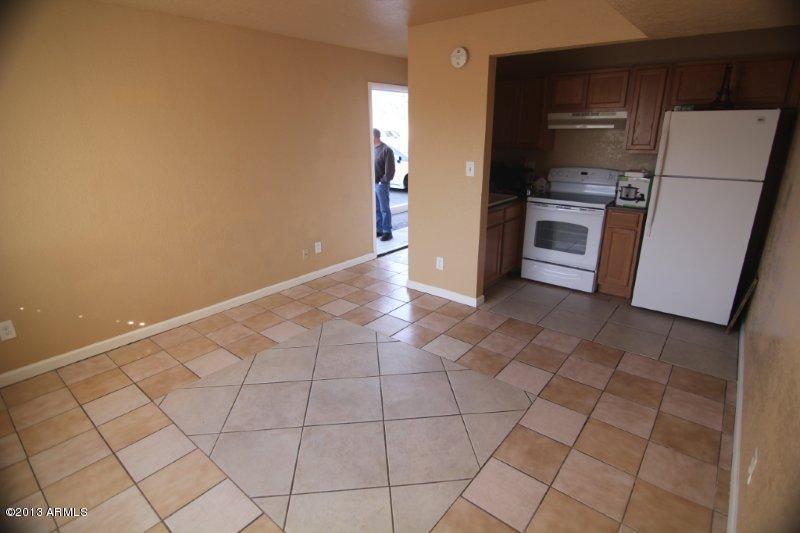 312 East Hatcher Road Phoenix, AZ 85020 - Photo 7 of 12 IMG_0463