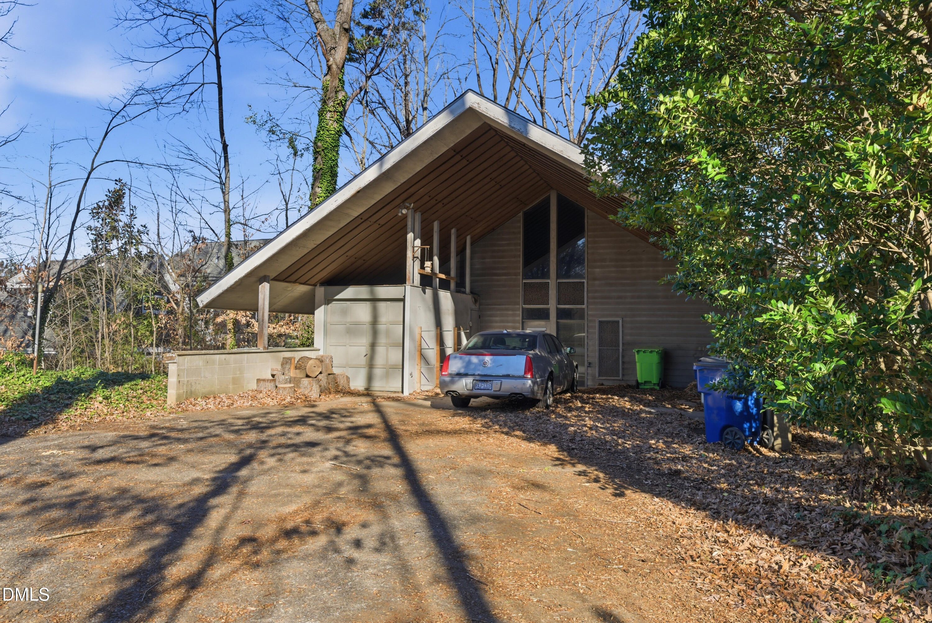 3401 Ocotea Street Raleigh, NC 27607 - Photo 9 of 17 DSC07074