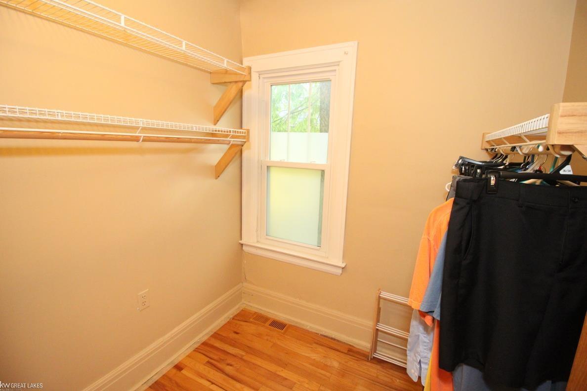 30 Riverside Drive Mount Clemens, MI 48043 - Photo 16 of 37 50080634-15.JPG