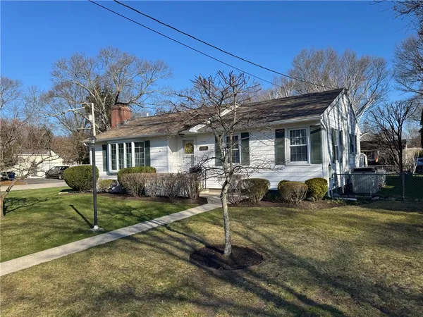 $439,900 | 1047 Narragansett Parkway, Warwick, RI 02888