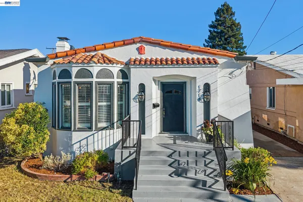 $1,180,000 | 1718 High Street, Alameda, CA 94501