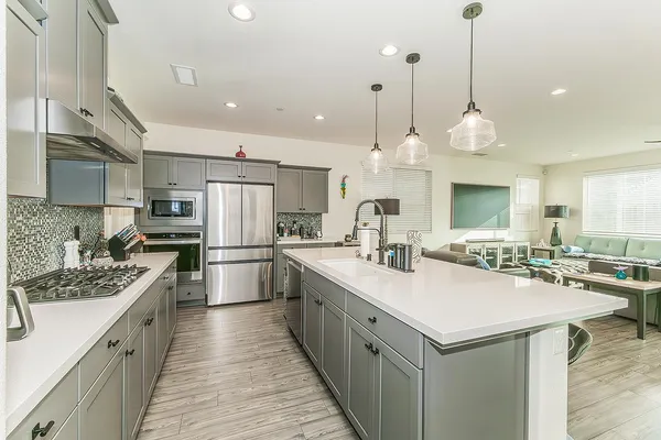 $559,000 | 4148 Beverly Avenue, Clovis, CA 93619