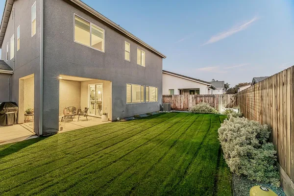 $559,000 | 4148 Beverly Avenue, Clovis, CA 93619