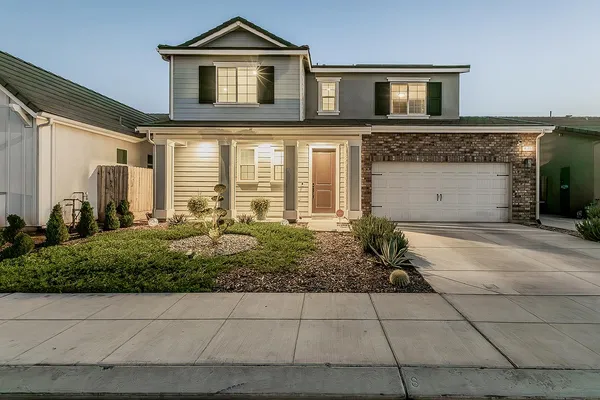 $559,000 | 4148 Beverly Avenue, Clovis, CA 93619