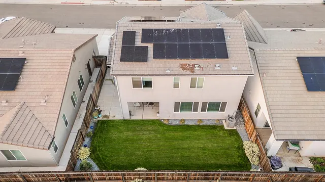 $595,000 | 4148 Beverly Avenue, Clovis, CA 93619