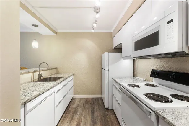 $220,000 | 3314 North 68th Street, Unit W112, Scottsdale, AZ 85251