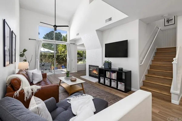 $1,295,000 | 13570 Jadestone Way, San Diego, CA 92130