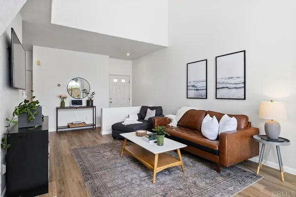 $1,295,000 | 13570 Jadestone Way, San Diego, CA 92130