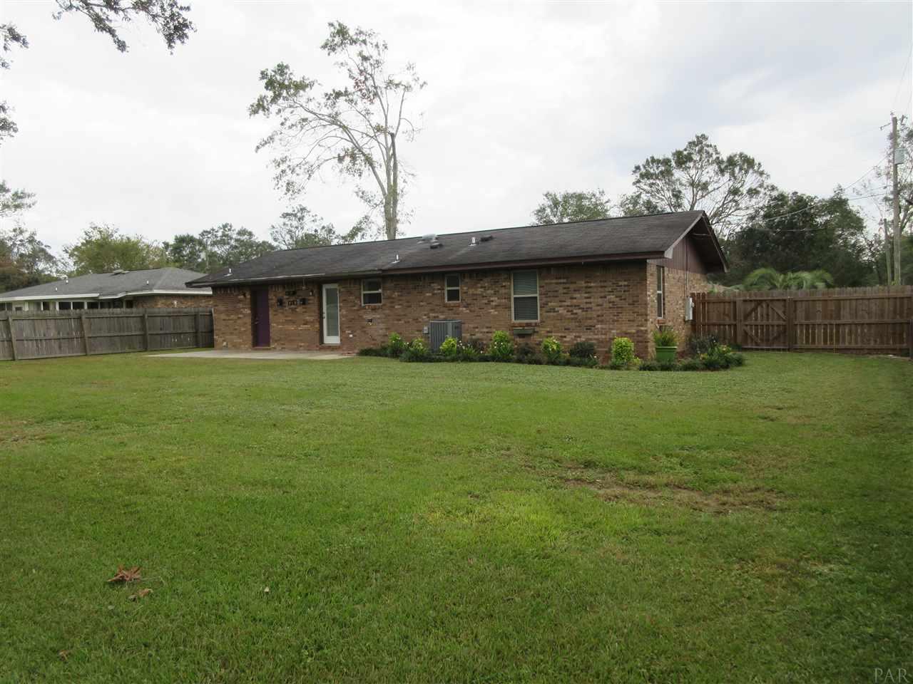 4680 Rambling Way Pace, FL 32571 - Photo 24 of 36
