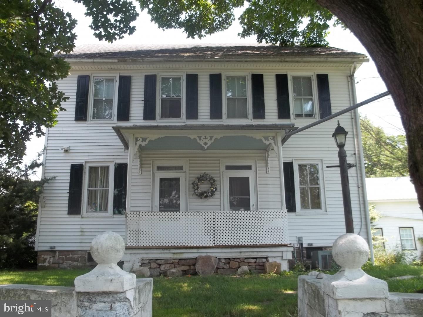 791 Frystown Road Myerstown, PA 17067 - Photo 3 of 17 Exterior Side
