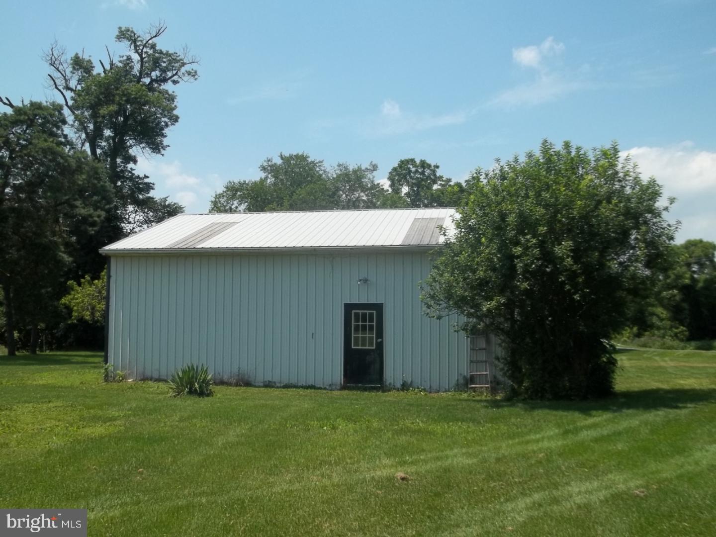 791 Frystown Road Myerstown, PA 17067 - Photo 6 of 17 Garage