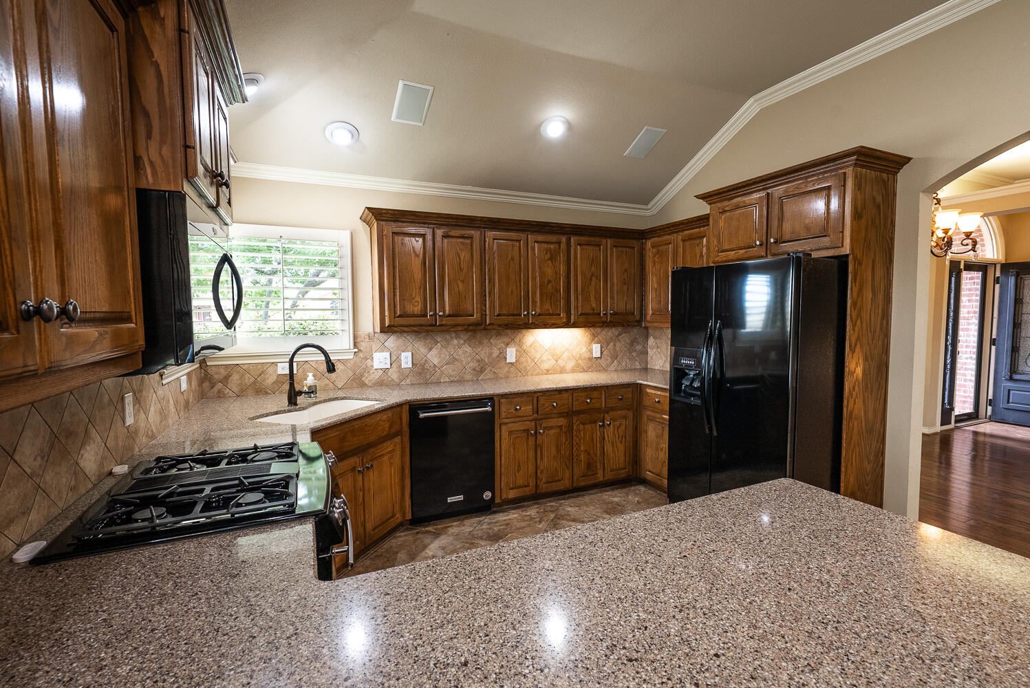 5826 101st Street Lubbock, TX 79424 - Photo 7 of 25 DSC09612