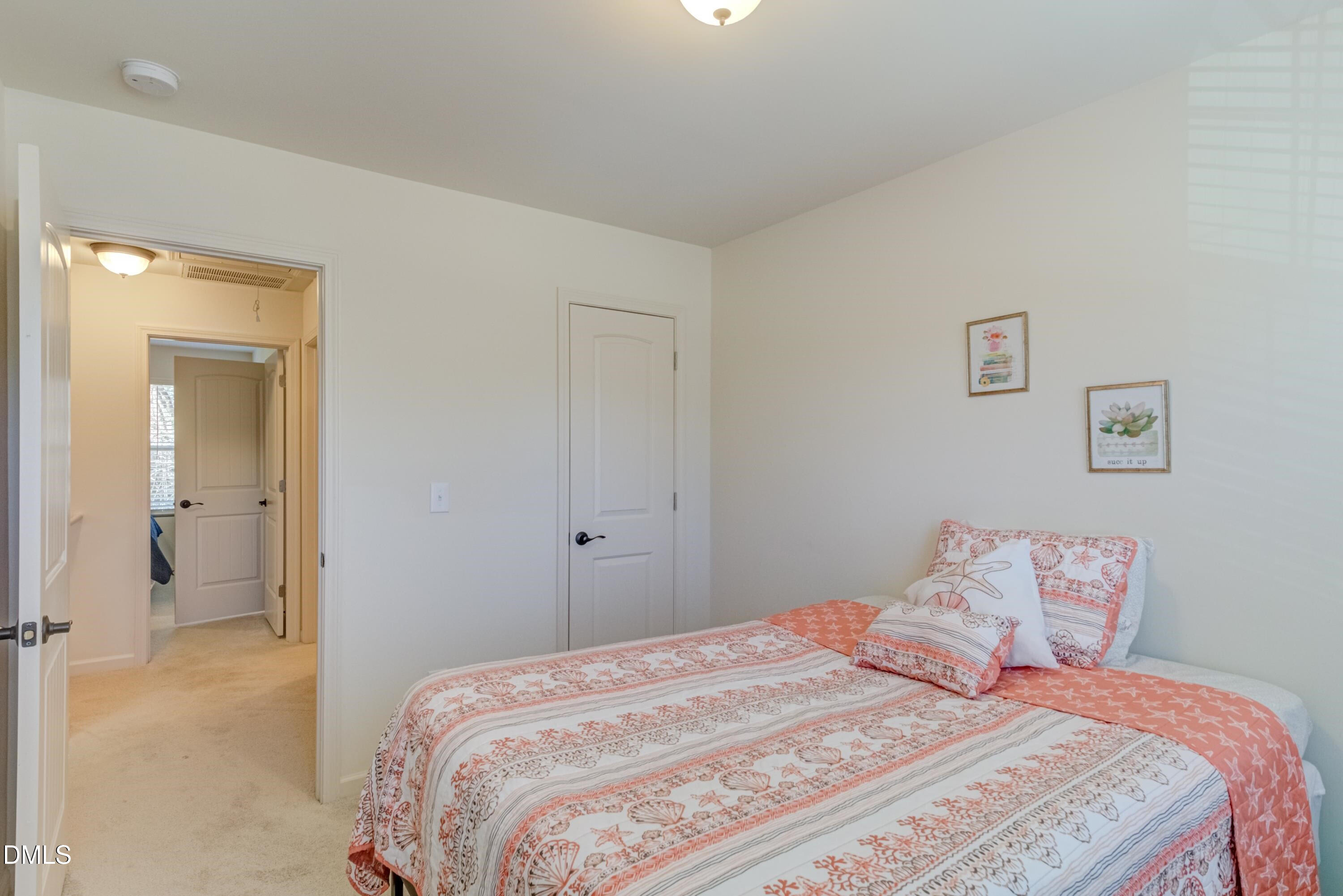 240 Spark Street Raleigh, NC 27606 - Photo 16 of 18 20240912032339920263000000-o