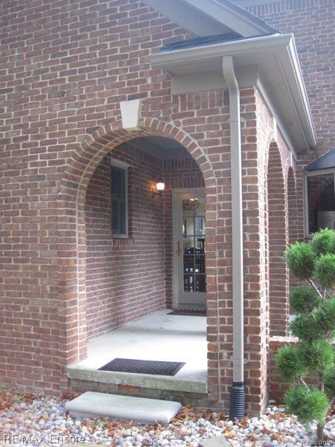 8635 Deerwood Road Clarkston, MI 48348 - Photo 12 of 58 Covered Porch_3.jpg