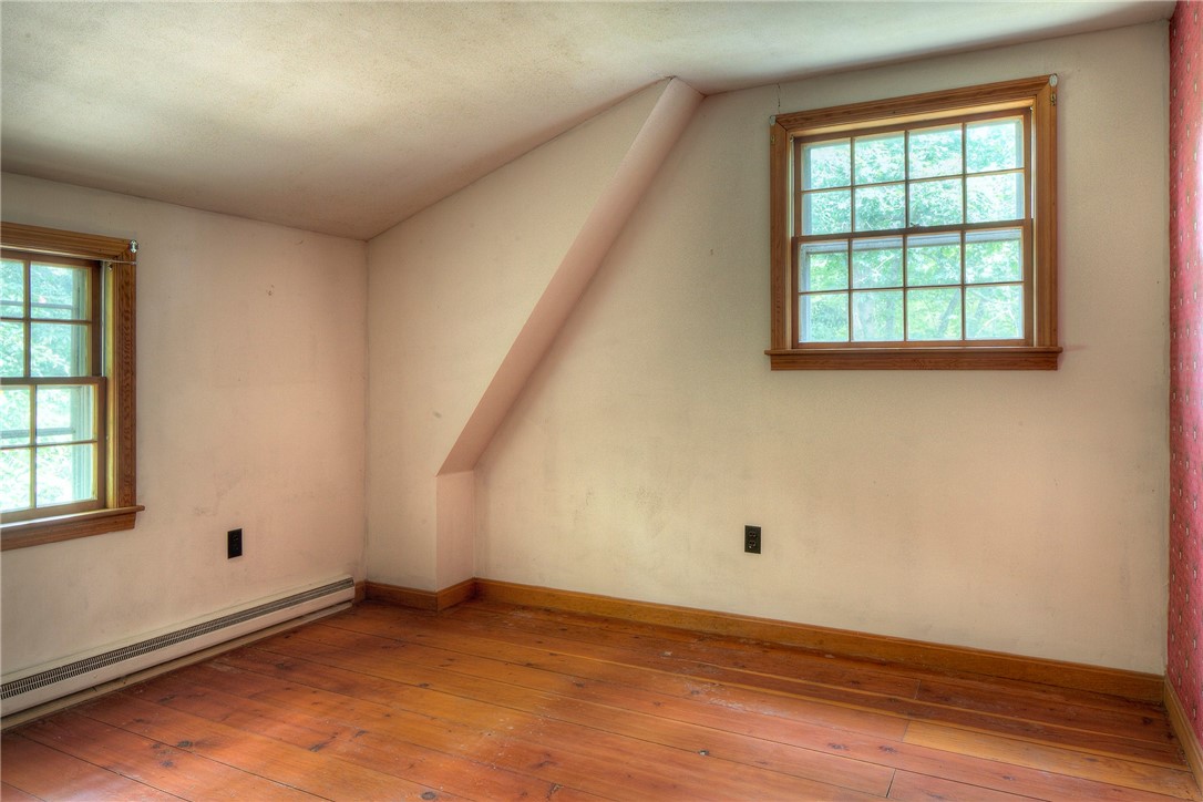 414 Shore Road Westerly, RI 02891 - Photo 16 of 20