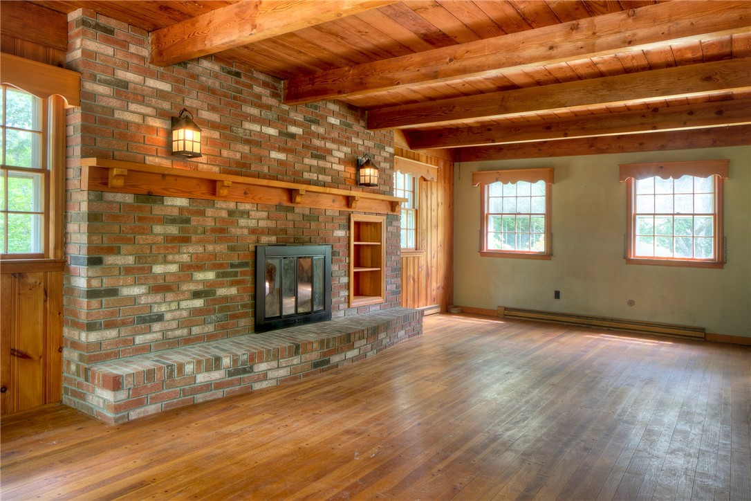 414 Shore Road Westerly, RI 02891 - Photo 3 of 20
