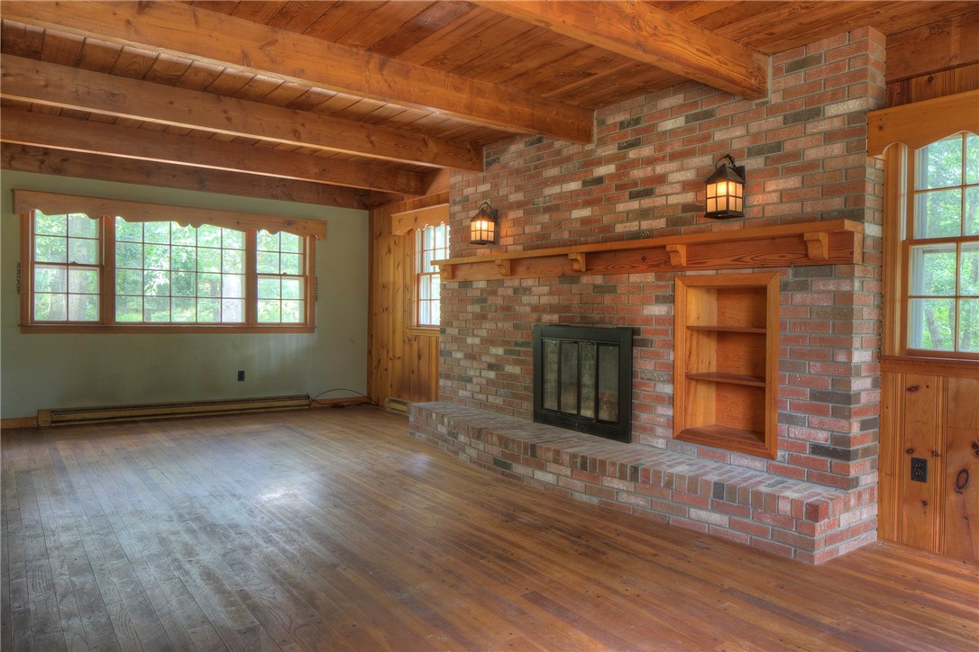 414 Shore Road Westerly, RI 02891 - Photo 4 of 20