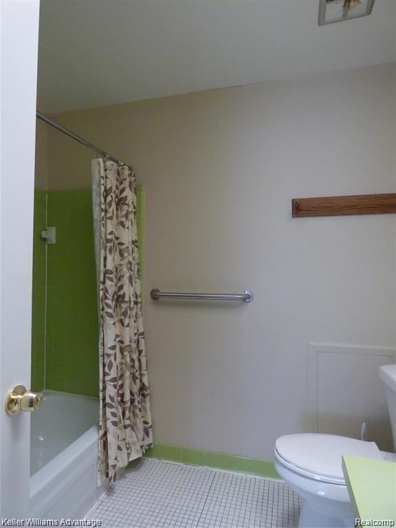 8203 Middlepoint Street Detroit, MI 48204 - Photo 15 of 21