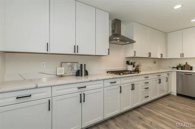 $750,000 | 310 Osprey Court, Lake St. Louis, MO 63367