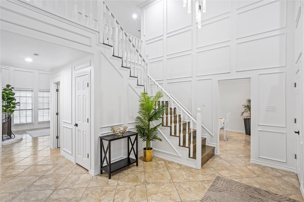 13510 Willow Springs Road Haslet, TX 76052 - Photo 3 of 39 a view of entryway