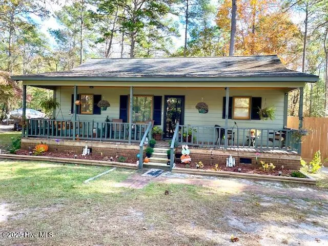 $325,000 | 111 Perry Street, Elizabethtown, NC 28337