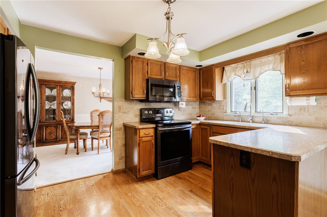 281 Burley Road Rochester, NY 14612 - Photo 11 of 39