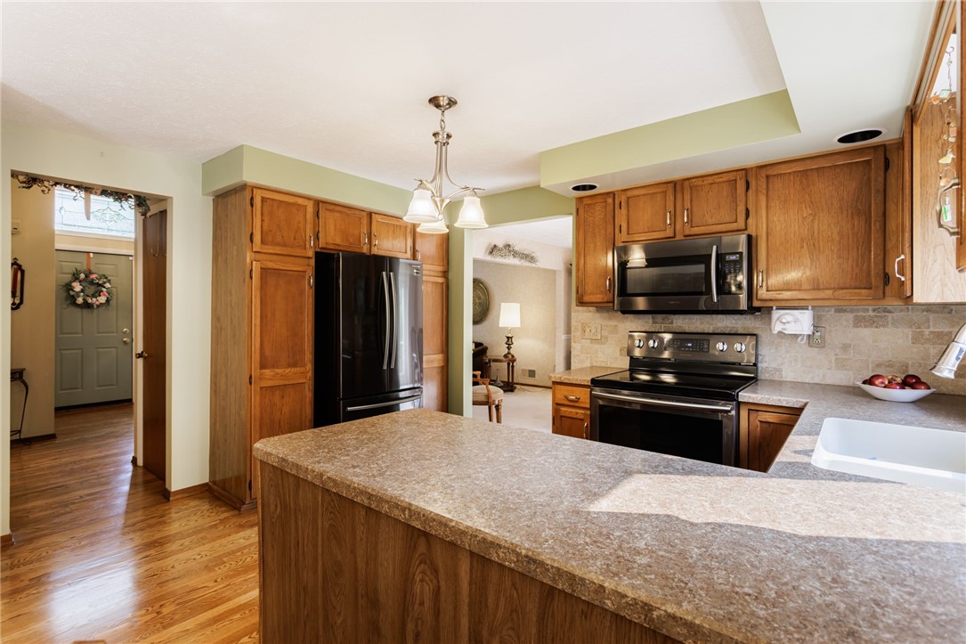 281 Burley Road Rochester, NY 14612 - Photo 12 of 39