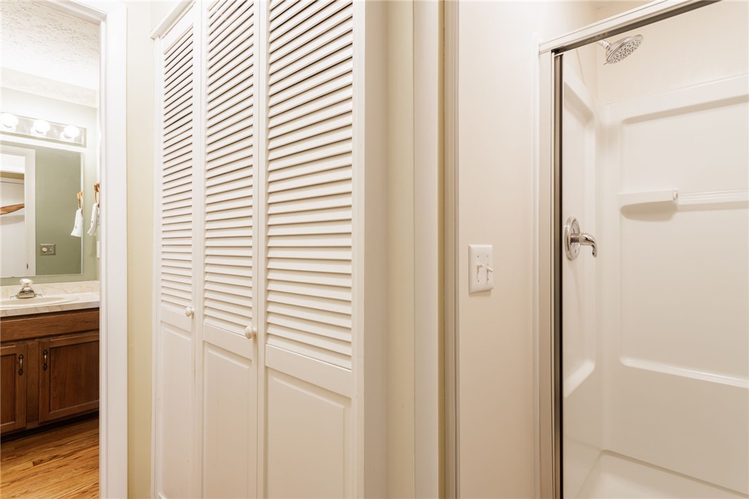 281 Burley Road Rochester, NY 14612 - Photo 23 of 39