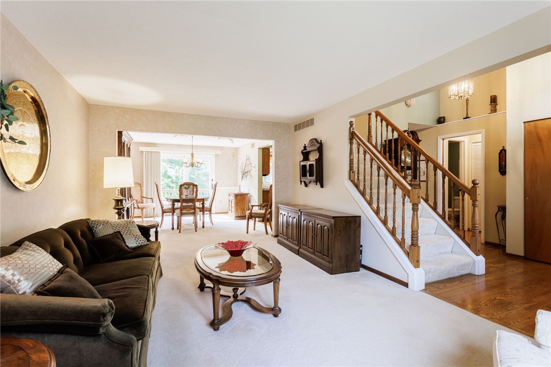 281 Burley Road Rochester, NY 14612 - Photo 6 of 39