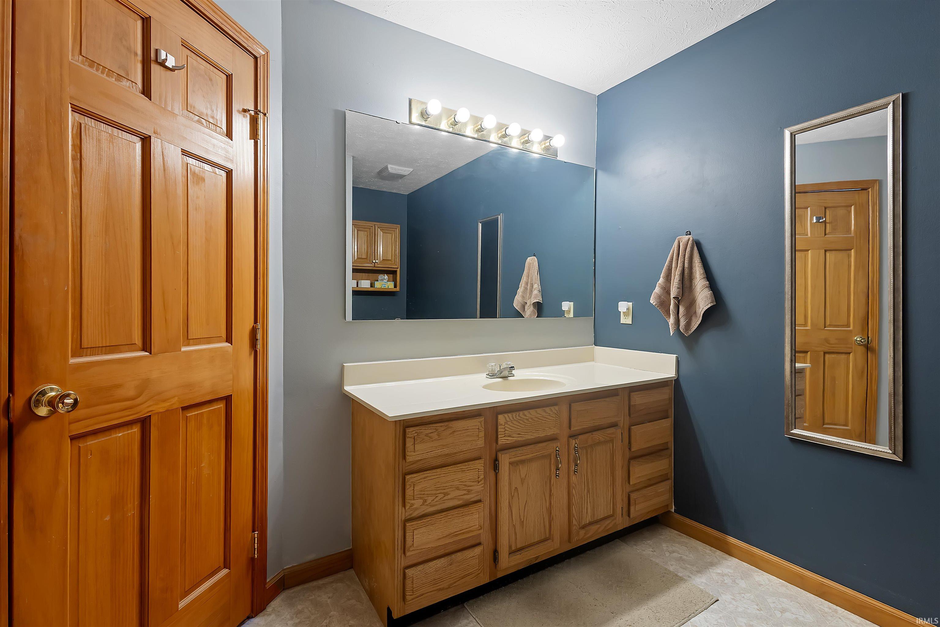 5802 East Chalmers Road Monticello, IN 47960 - Photo 32 of 36 Gallery Image 32