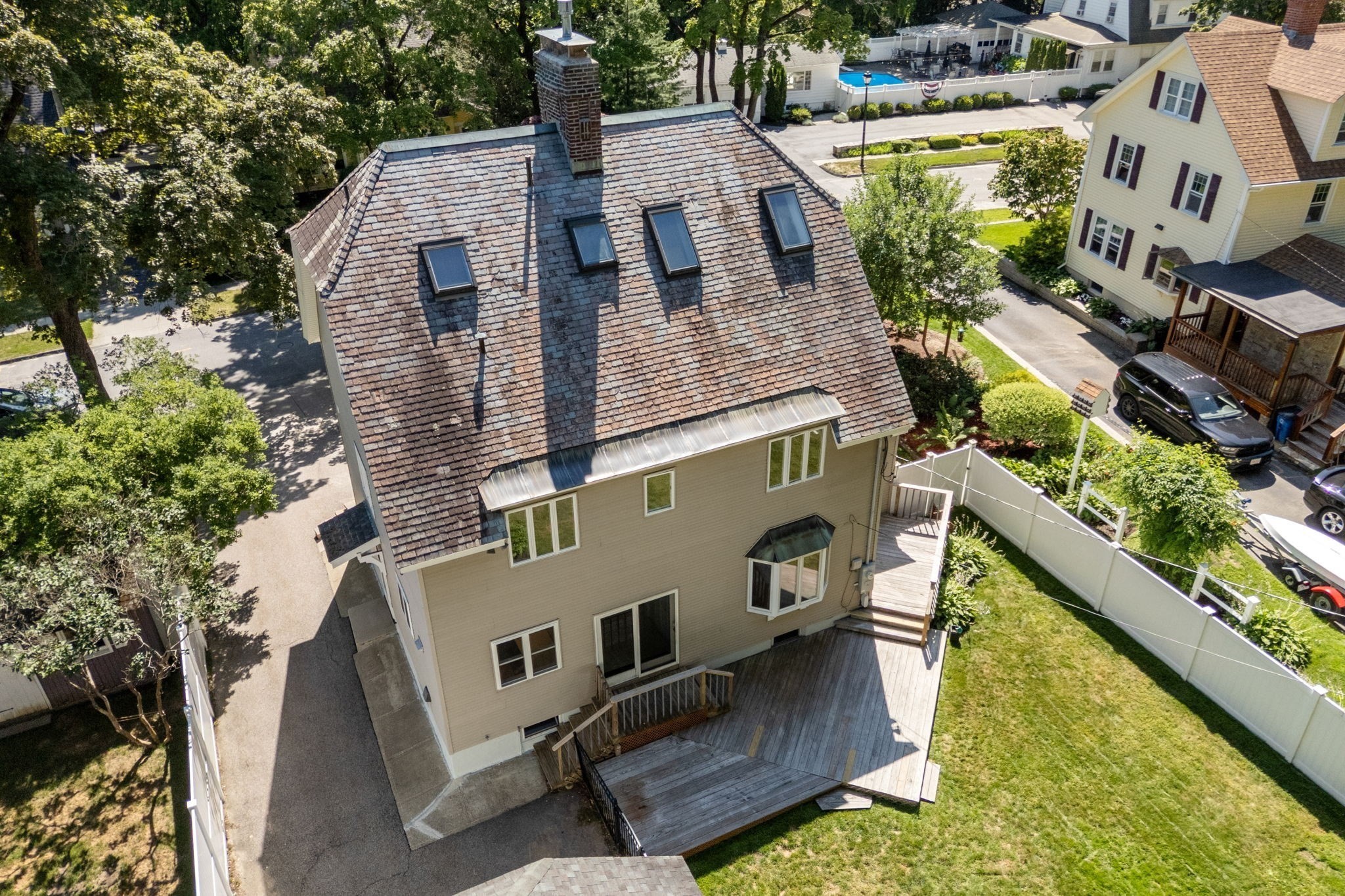 43 Laconia Road Worcester, MA 01609 - Photo 29 of 37 Gallery Image 29