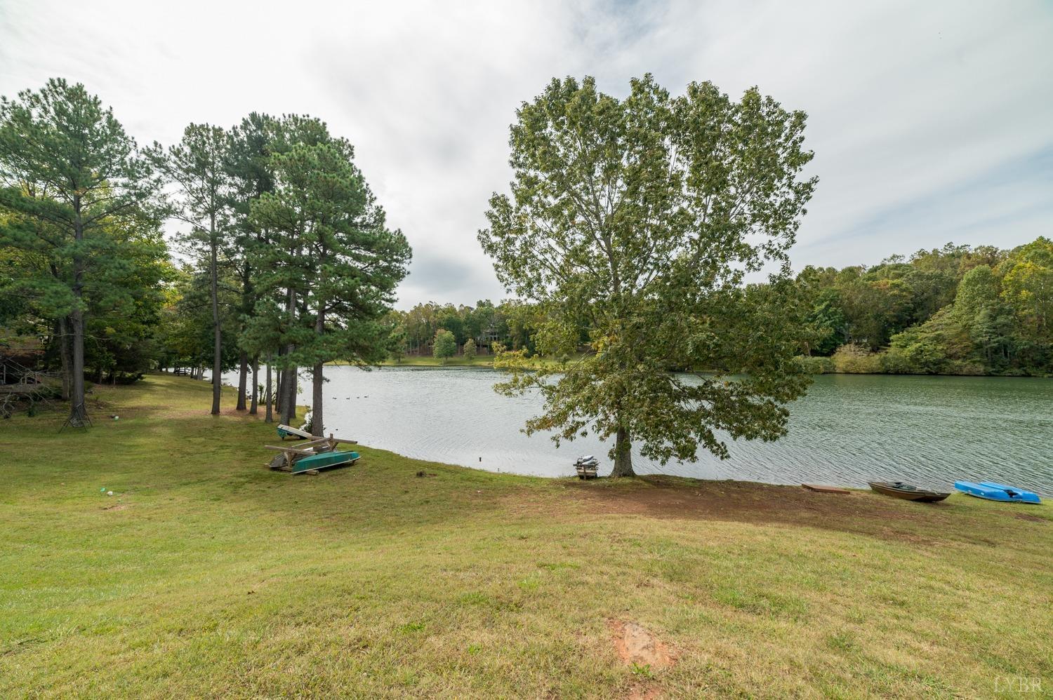 466 Oak Point Road Forest, VA 24551 - Photo 26 of 33 Gallery Image 26