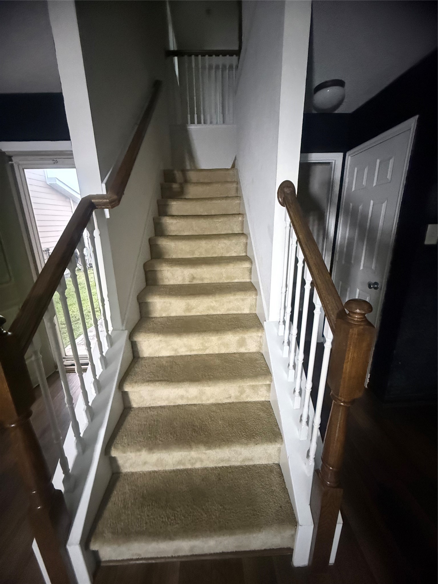 1119 Grassy View Drive Houston, TX 77073 - Photo 9 of 28 a view of entryway