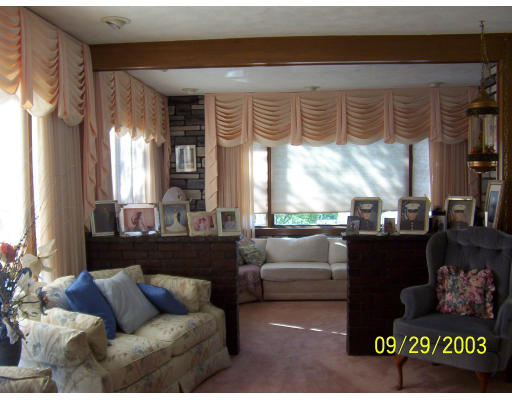 52 Fern Road Medford, MA 02155 - Photo 3 of 5