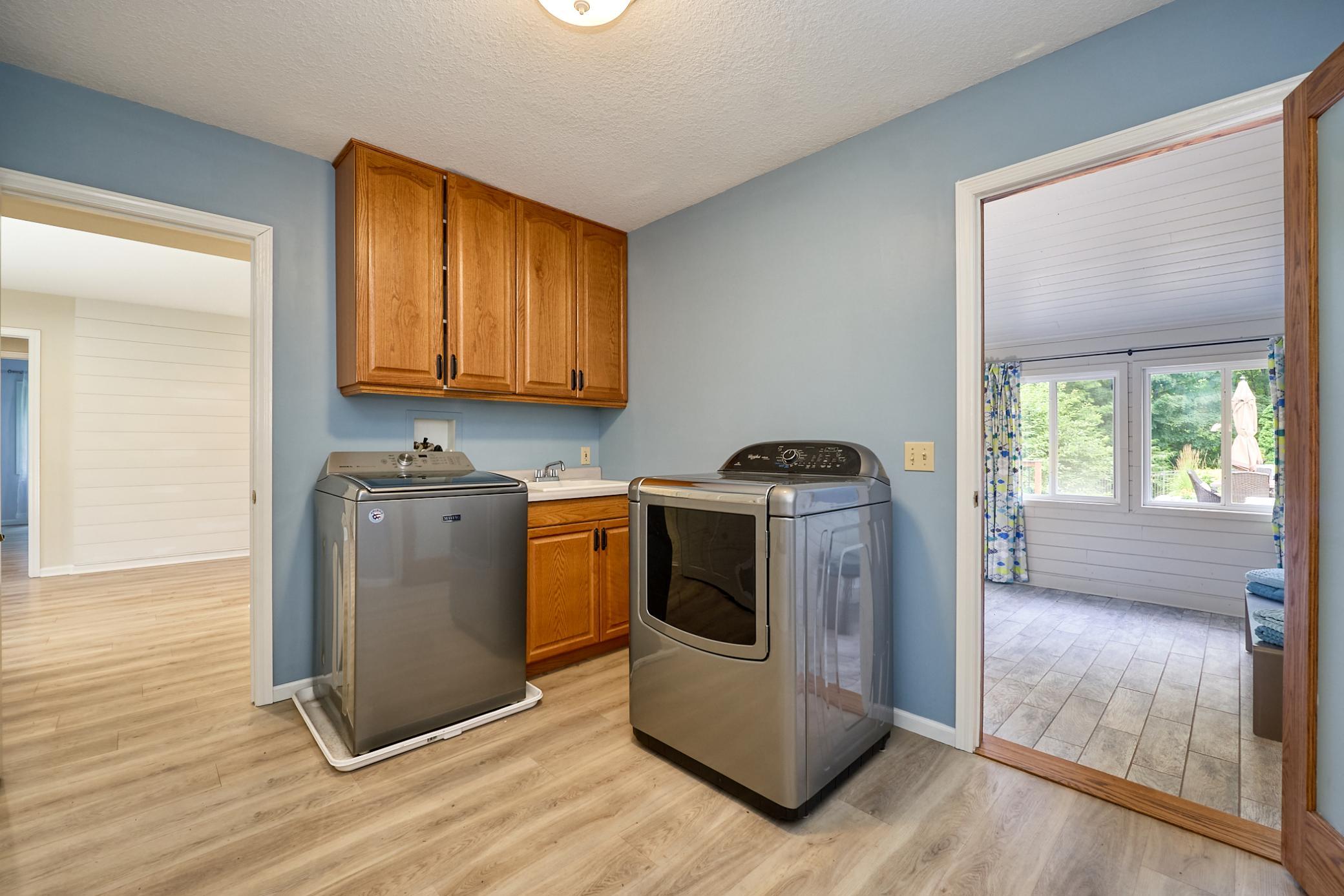 16416 Hidden Valley Road Minnetonka, MN 55345 - Photo 24 of 49